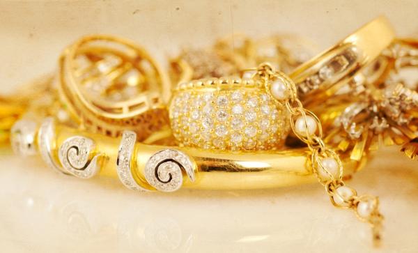 We can help you sell your inherited jewelry.