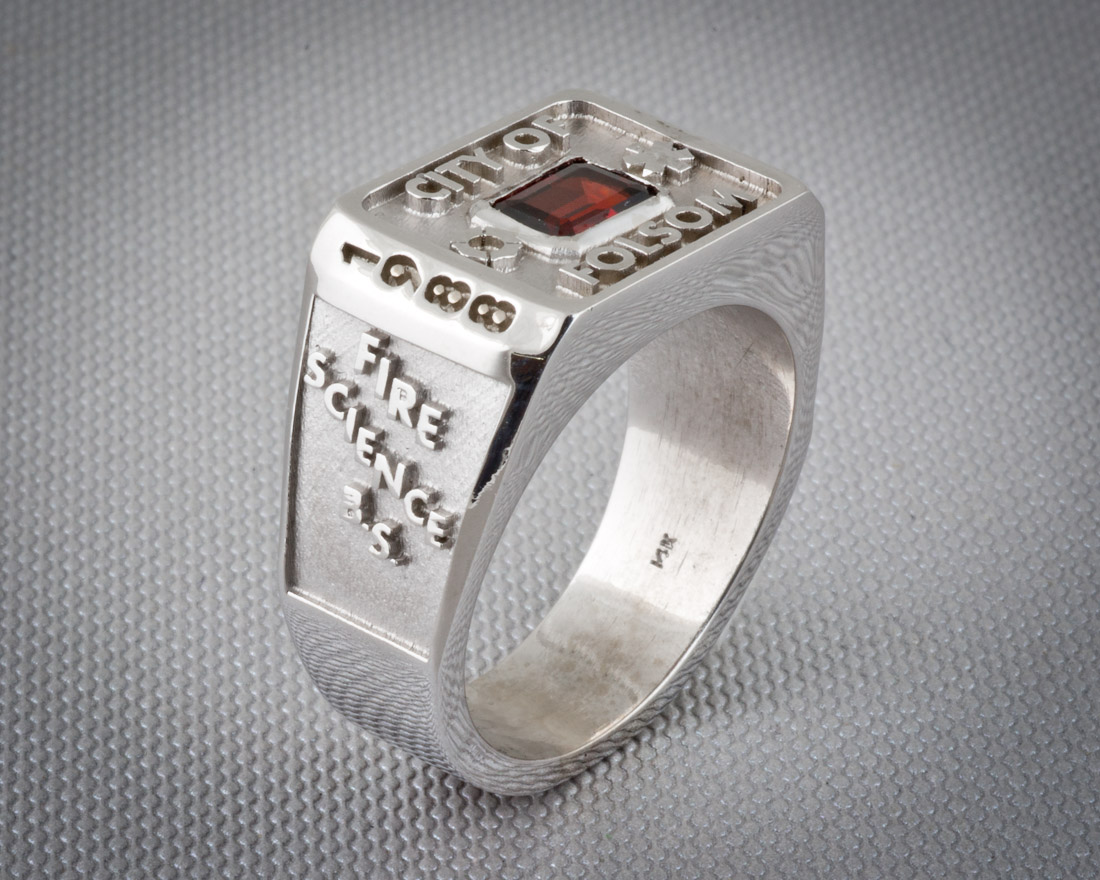 Class of 2002 Ring Design, Class Side - Class Ring Designs - VMI Archives  Digital Collections