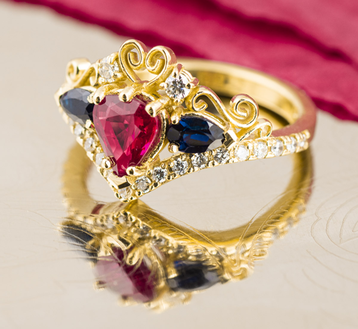 Bailey's Estate Crown Ring with Diamonds and Rubies – Bailey's Fine Jewelry